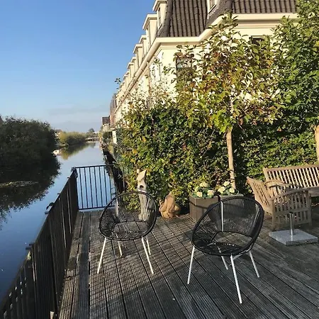 Lovely House On The Water Near Amsterdam Holiday home *