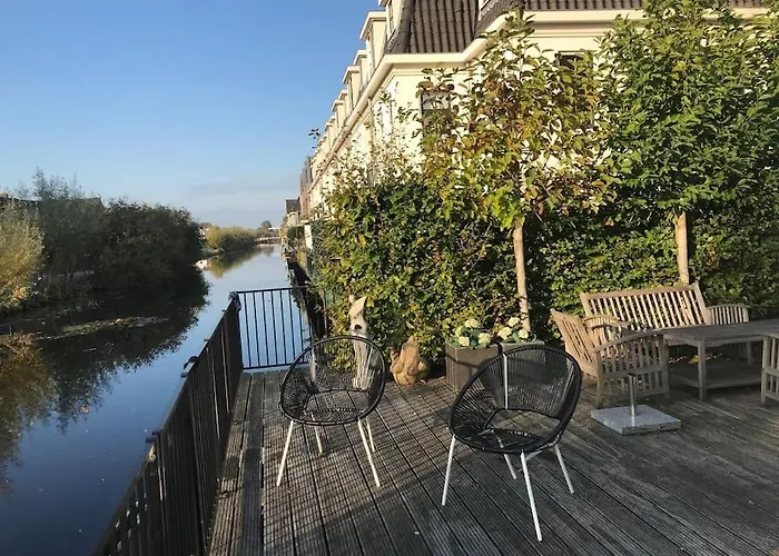 Lovely House On The Water Near Amsterdam Сasa de vacaciones *