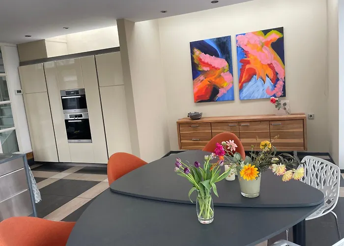 Lovely House On The Water Near Amsterdam Сasa de vacaciones