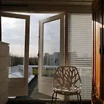 別荘 Lovely House On The Water Near Amsterdam *